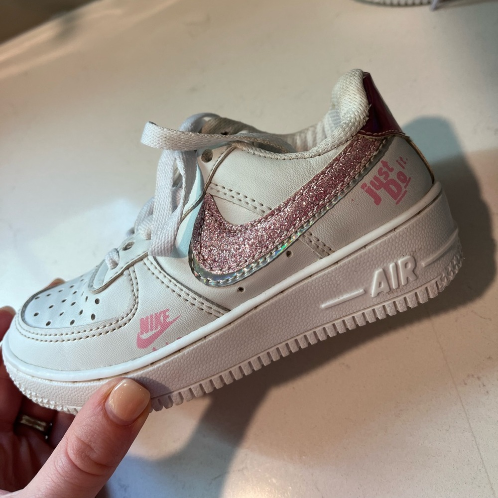Nike AF1 Air Force 1 White Sneakers with Pink Glitter, Kids 17cm/Size 11